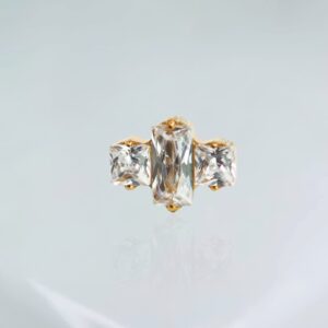 Piercing labret 3 zirconias titânio PVD gold