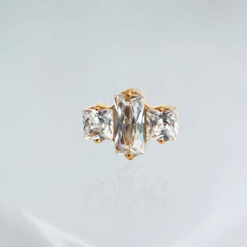 Piercing Titânio Labret 3 Zirconias Pvd Gold