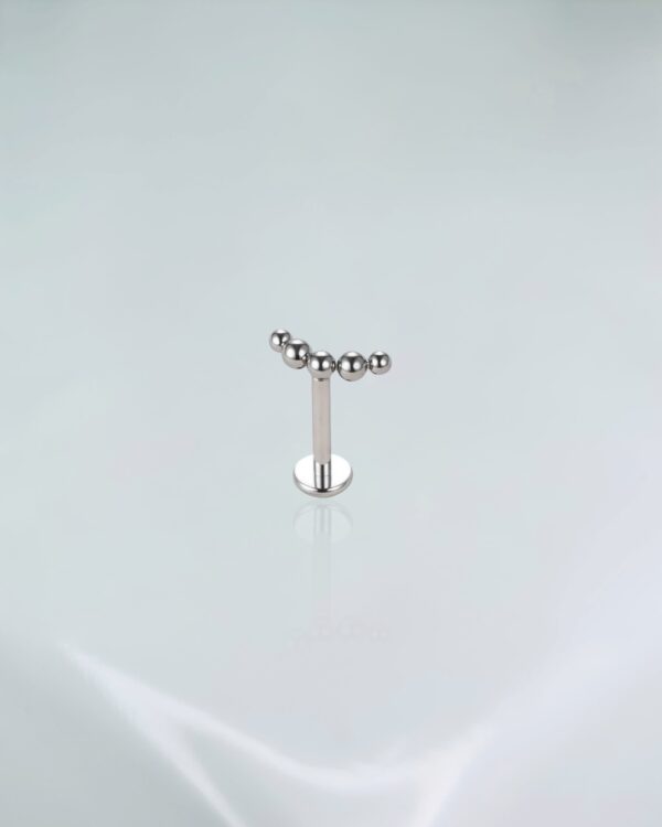 Piercing labret mini cluster ball titânio ASTM-F136