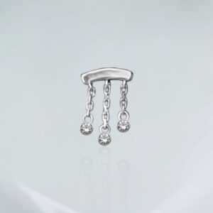 Piercing labret 3 correntes com zirconias titânio ASTM F-136
